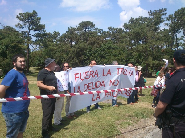 Miembros de la plataforma LIBRES en La Magdalena, esta mañana