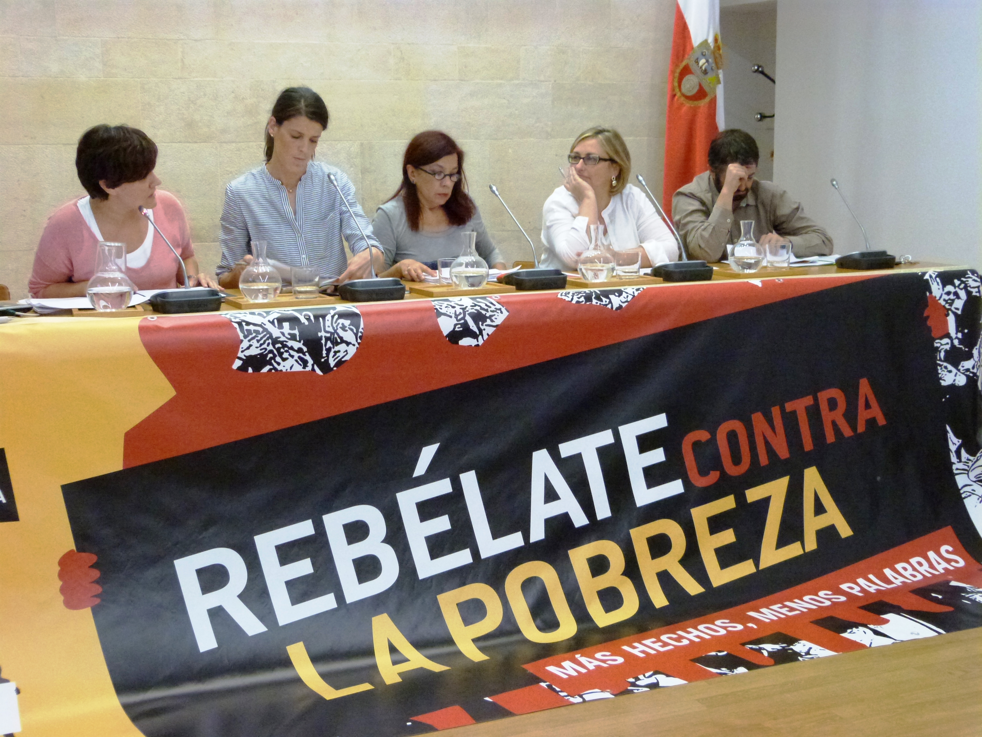 Debate sobre el incumplimiento del Pacto Cántabro contra la Pobreza