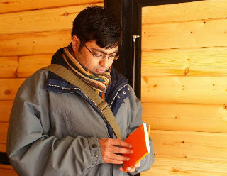 Subhro Bandopadhyay, premio Yuva Akademi Sahitya de India, será el plato fuerte en la primera cita de 'Surada Poética'.