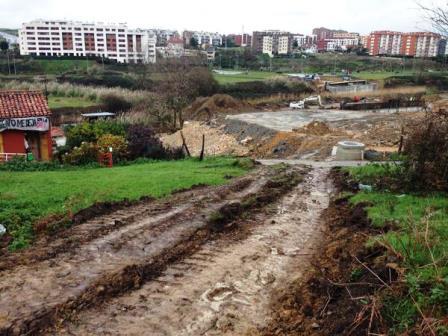 Las obras han seguido avanzando cercando la finca de Amparo