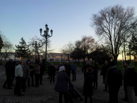 Unas cuarenta personas se han reunido esta tarde en el Parque de La Marga.