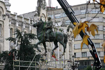 La estatua del dictador en Santander fue la última en retirarse de toda España.