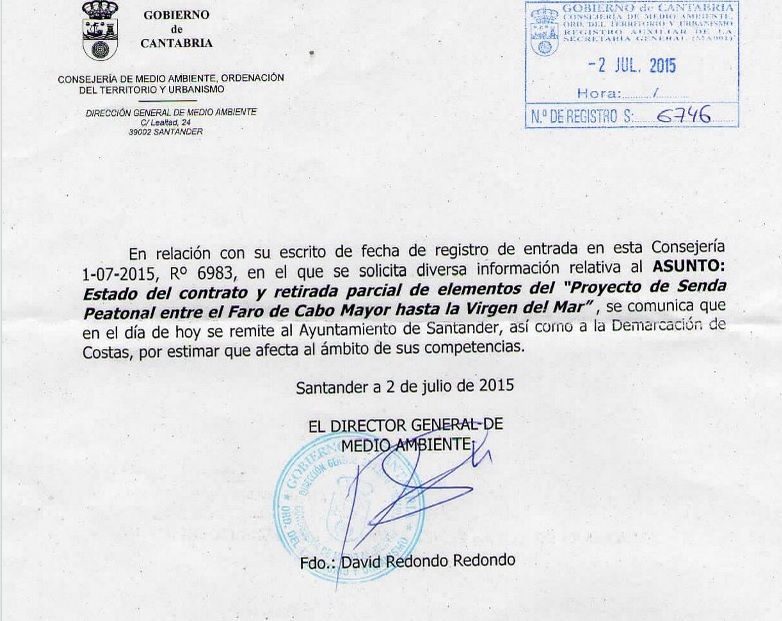Respuesta del Gobierno donde transfiere las preguntas a Costas y al Ayuntamiento de Santander.