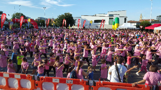 Más de 2.000 personas participaron en la X Carrera de la Mujer el año pasado