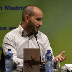 Borja Ventura, presentando en Madrid su libro 'Guztiak'