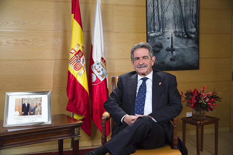 Miguel Ángel Revilla durante su mensaje navideño. Foto: Nacho Romero