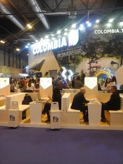 Espacio para trabajar en stands de FITUR