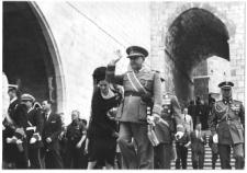Franco en el traslado de los restos de Menéndez Pelayo. FOTO: Centro de Estudios Montañeses