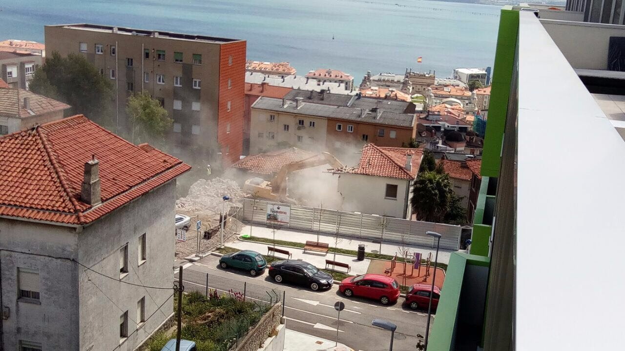 Uno de los chalets más antiguo del barrio ha sido demolido.