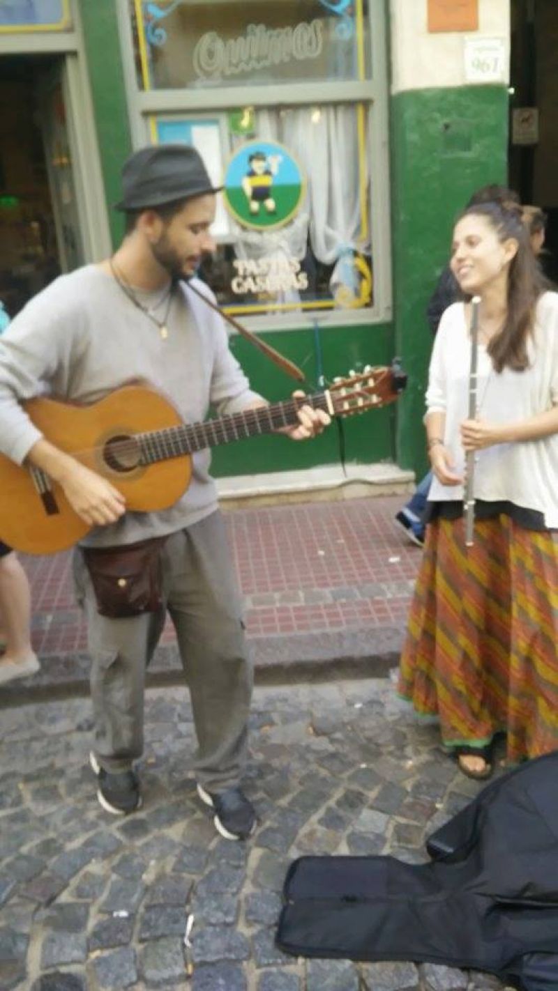 Té Canela es el dúo que amenizará este jueves la noche del UMMA.