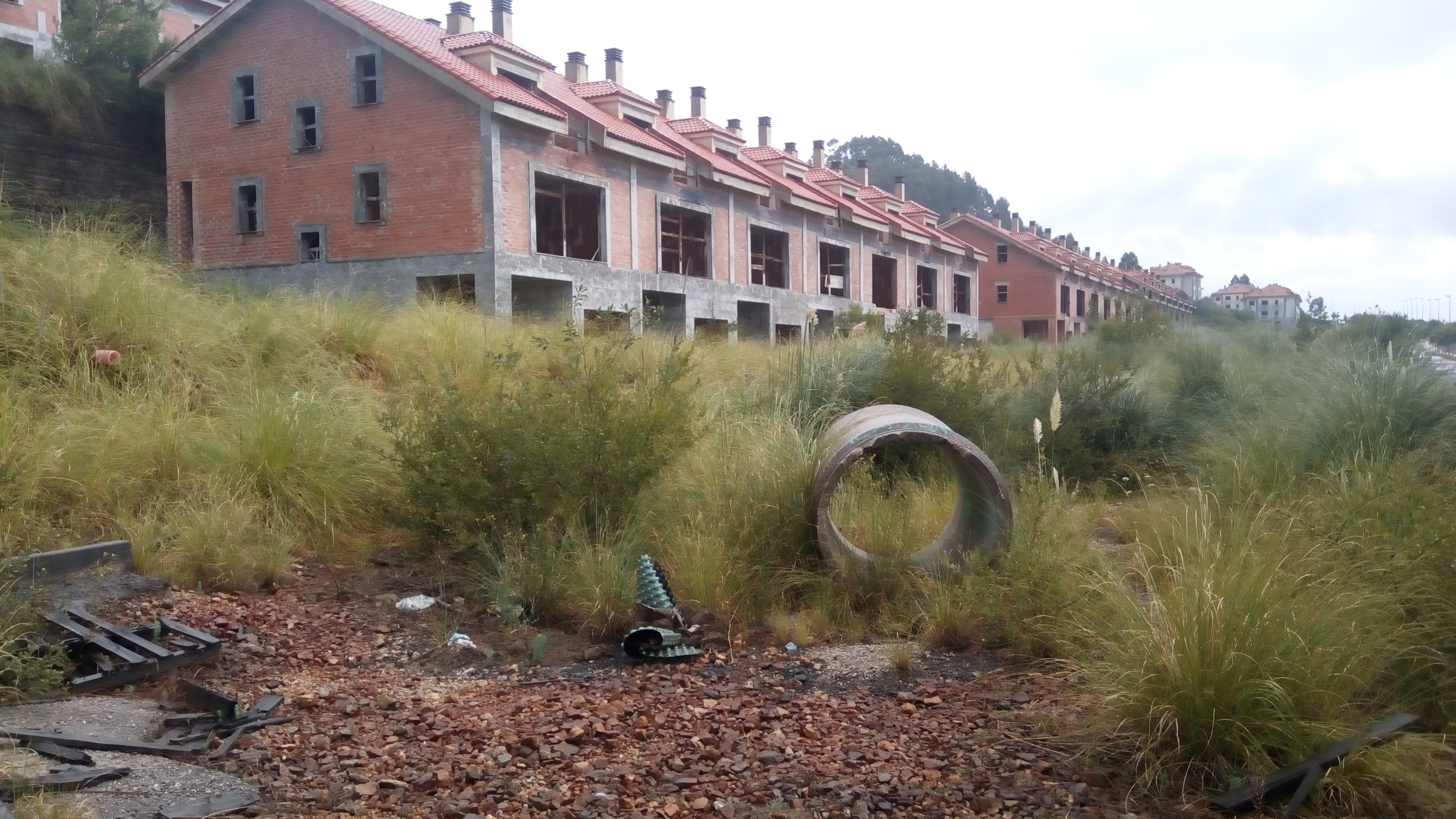 Urbanización abandona en el Alto del Cuco