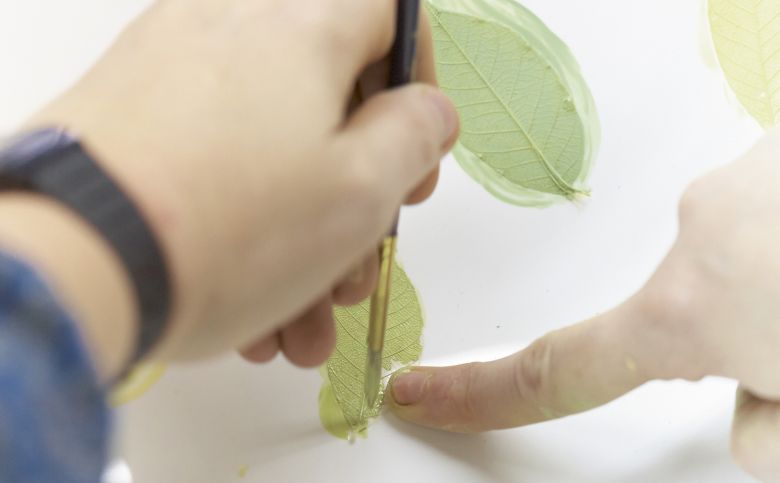 El verde es el nuevo color que Barhco va a introducir en los lavabos con diseños tan cuidado y delicados como el que se puede ver en 'Aire'.