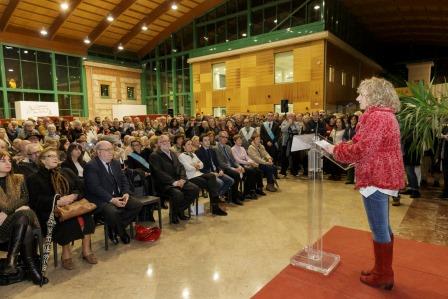 19:30 Biblioteca Central de Cantabria. El consejero de Educación, Cultura y Deporte, Ramón Ruiz, interviene en el acto de Memoria Histórica y posterior descubrimiento de una placa en honor a las víctimas del franquismo. 30 de enero de 2017 © Raúl Lucio