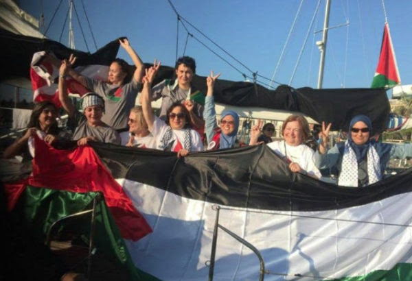 Mujeres rumbo a Gaza