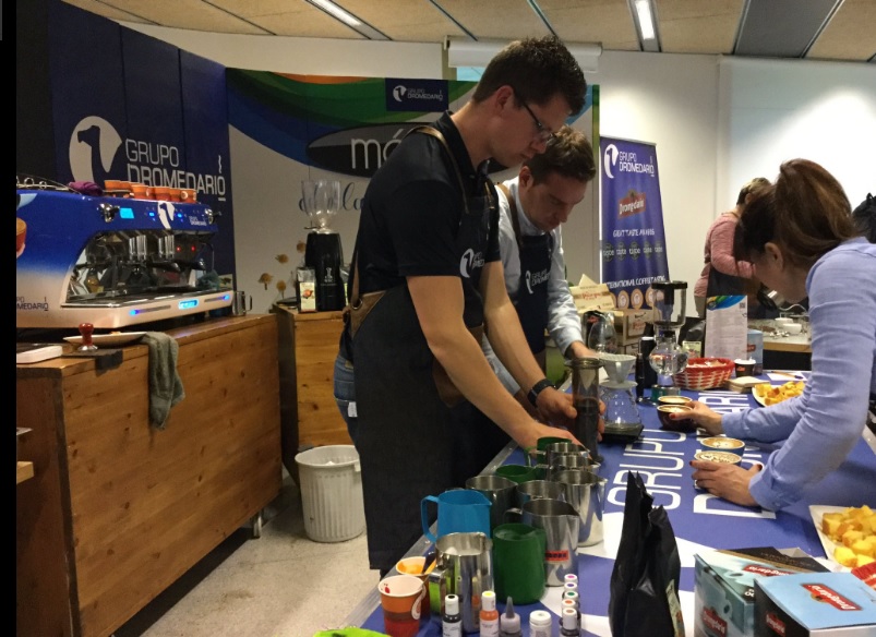 Catadores de Café Dromedario en los Diálogos de Cocina en Donosti.